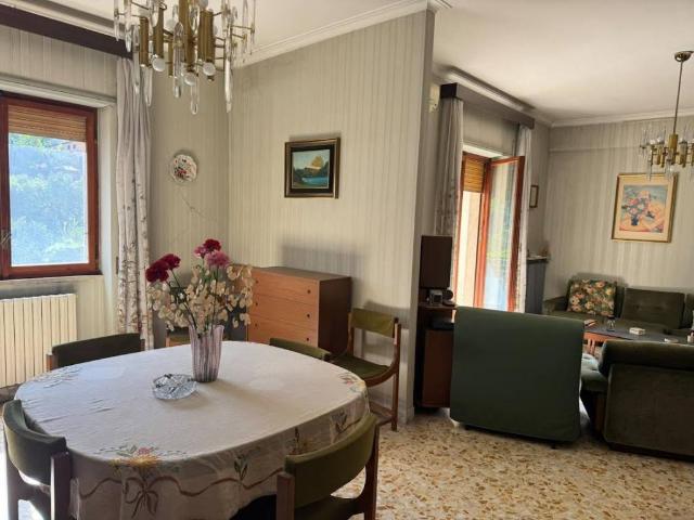 Appartamento in vendita a Napoli NA