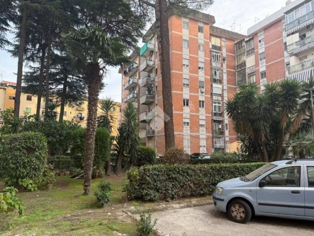 Appartamento in vendita a Napoli NA