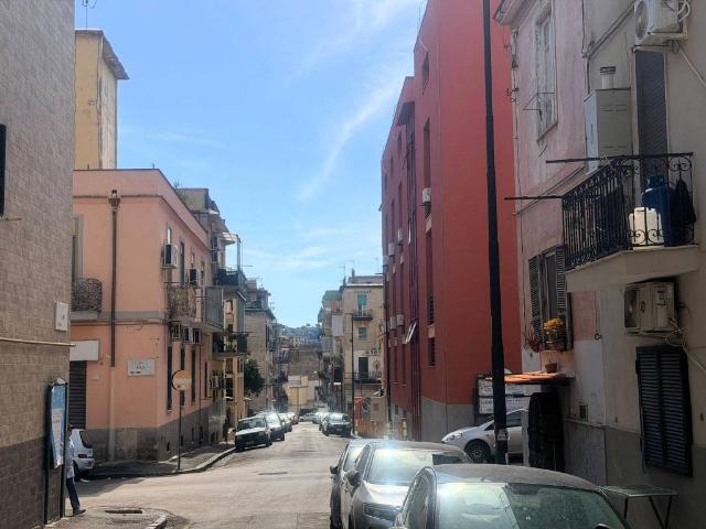 Appartamento in vendita a Napoli NA