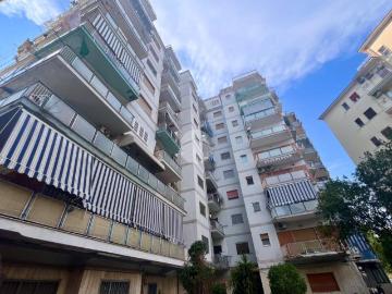 Appartamento in vendita a Napoli NA