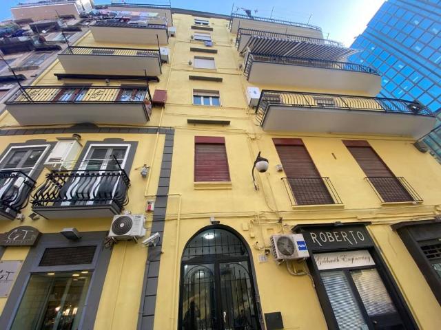 Appartamento in vendita a Napoli NA