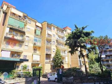 Appartamento in vendita a Napoli NA