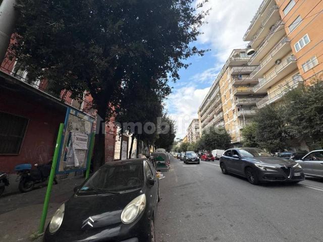Appartamento in vendita a Napoli NA