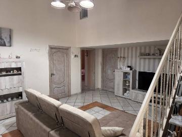Appartamento in vendita a Napoli NA