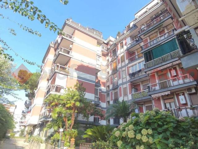 Appartamento in vendita a Napoli NA