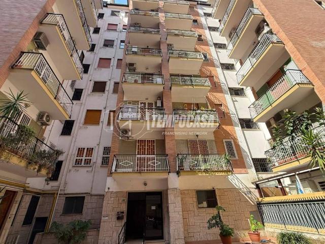 Appartamento in vendita a Napoli NA