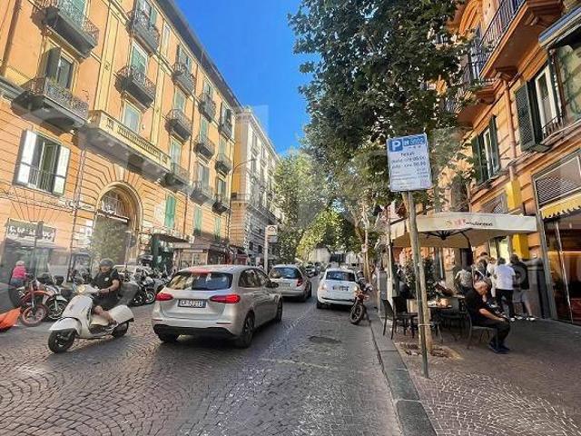 Appartamento in vendita a Napoli NA