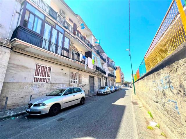 Appartamento in vendita a Napoli NA