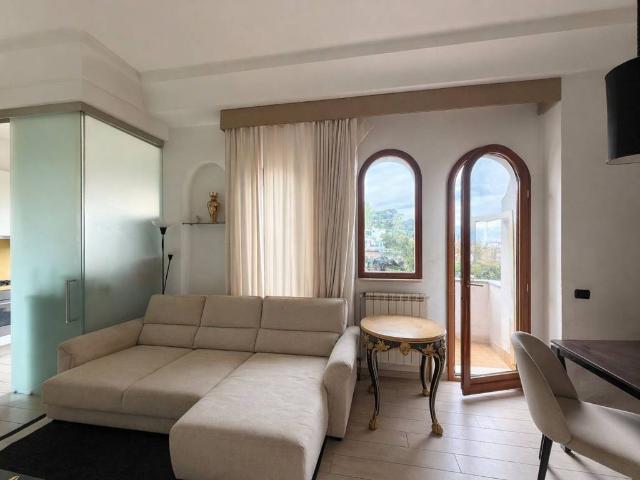 Appartamento in vendita a Napoli NA