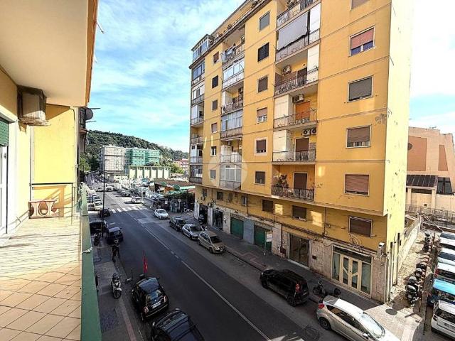 Appartamento in vendita a Napoli NA