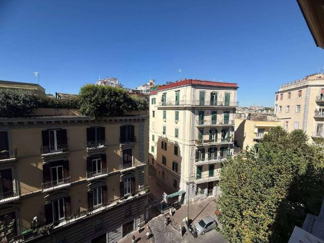 Appartamento in vendita a Napoli NA