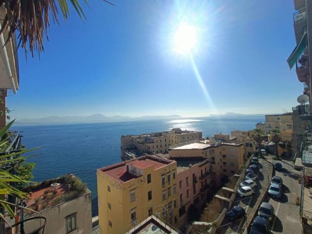 Appartamento in vendita a Napoli NA