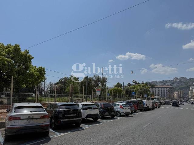 Appartamento in vendita a Napoli NA