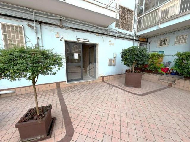 Appartamento in vendita a Napoli NA