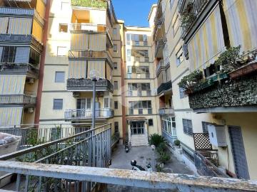Appartamento in vendita a Napoli NA