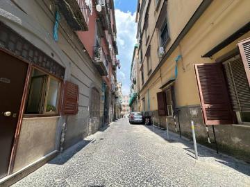 Appartamento in vendita a Napoli NA