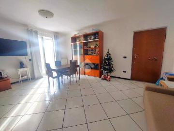 Appartamento in vendita a Napoli NA