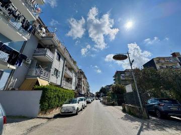 Appartamento in vendita a Napoli NA