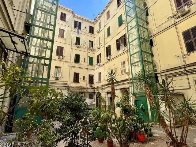 Appartamento in vendita a Napoli NA