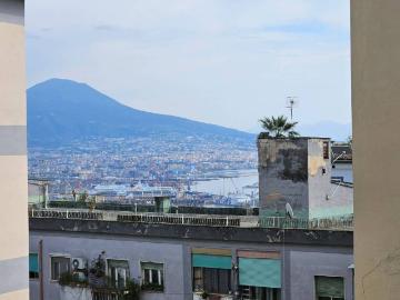 Appartamento in vendita a Napoli NA