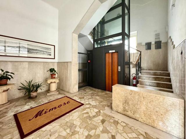 Appartamento in vendita a Napoli NA