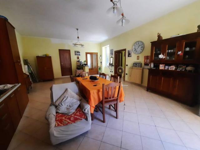Appartamento in vendita a Napoli NA