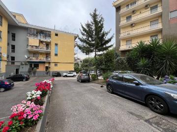Appartamento in vendita a Napoli NA