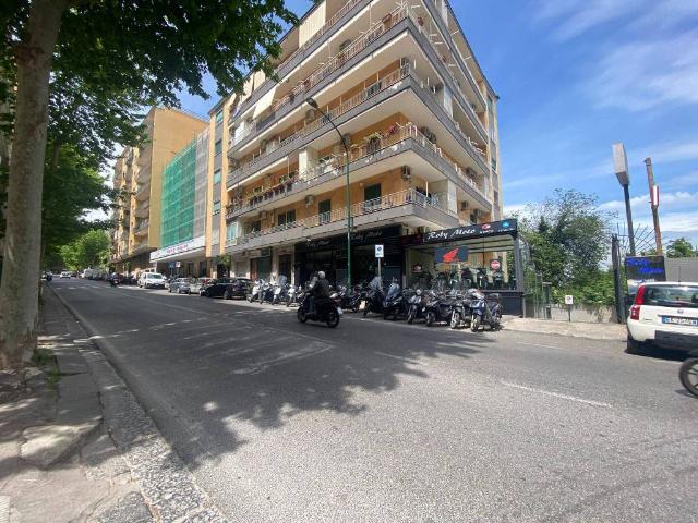 Appartamento in vendita a Napoli NA