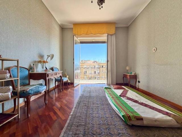 Appartamento in vendita a Napoli NA