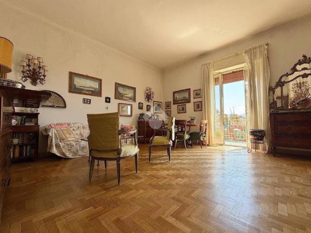 Appartamento in vendita a Napoli NA