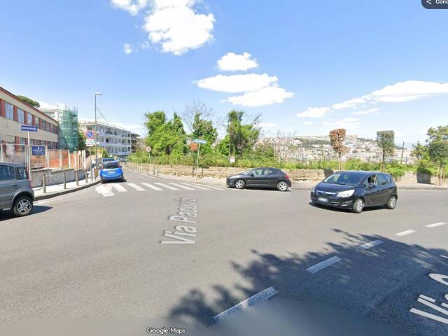 Appartamento in vendita a Napoli NA