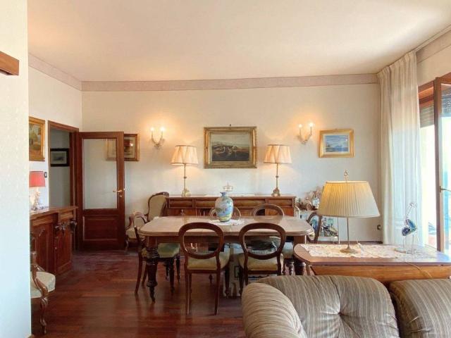 Appartamento in vendita a Napoli NA