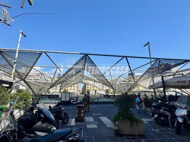 Appartamento in vendita a Napoli NA