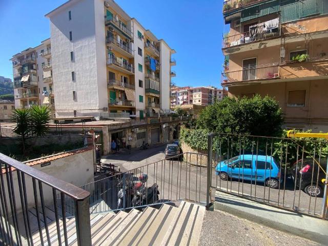 Appartamento in vendita a Napoli NA