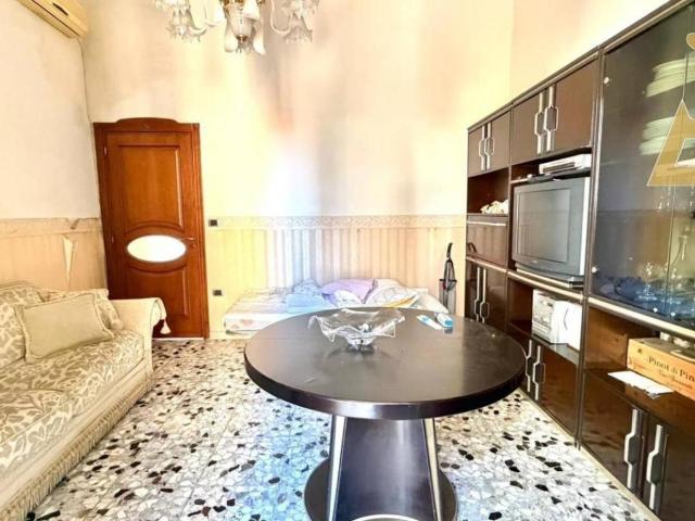 Appartamento in vendita a Napoli NA
