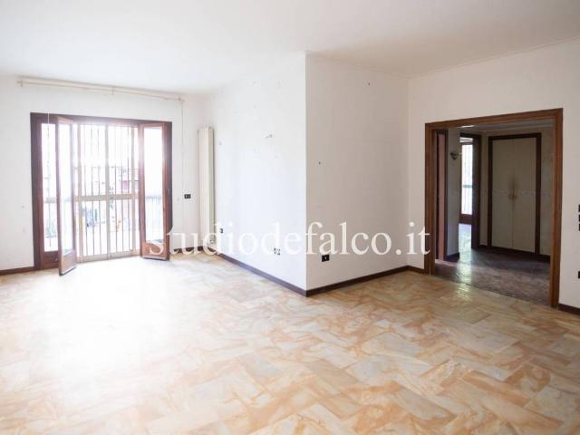 Appartamento in vendita a Napoli NA