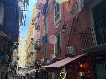 Appartamento in vendita a Napoli NA