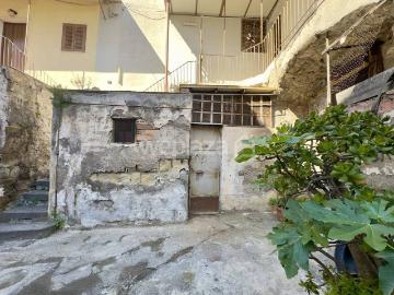 Appartamento in vendita a Napoli NA