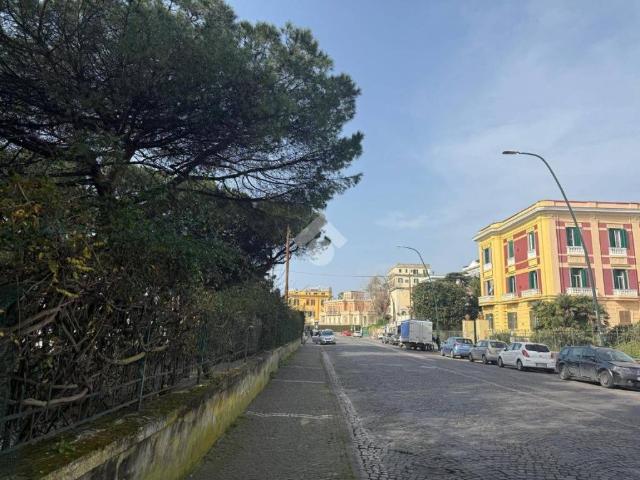 Appartamento in vendita a Napoli NA