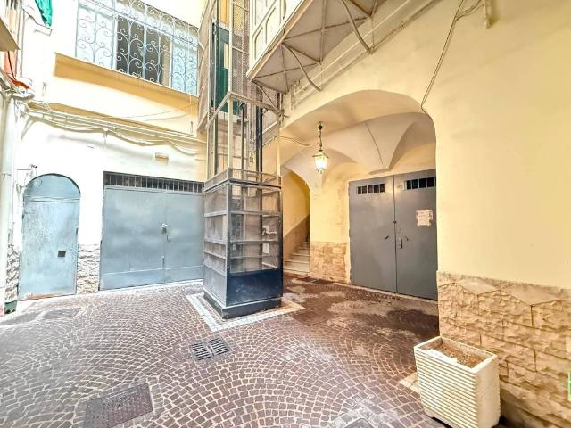Appartamento in vendita a Napoli NA