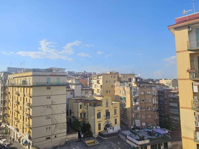 Appartamento in vendita a Napoli NA