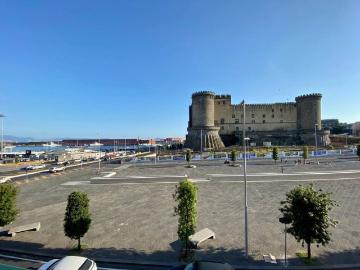 Appartamento in vendita a Napoli NA