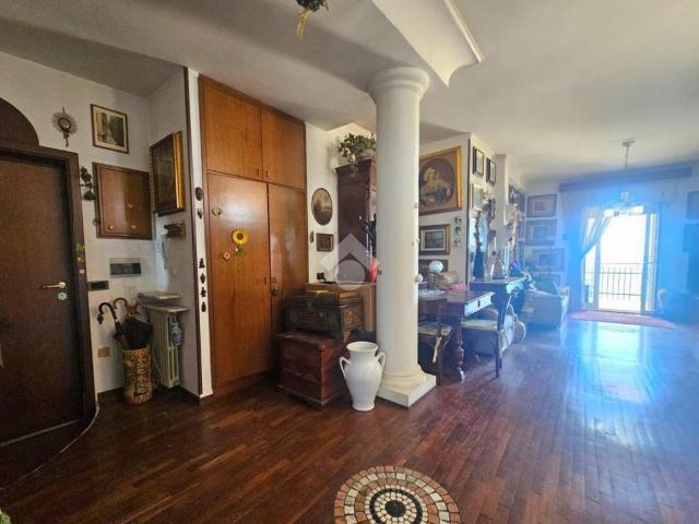 Appartamento in vendita a Napoli NA