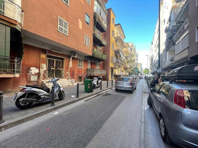 Appartamento in vendita a Napoli NA