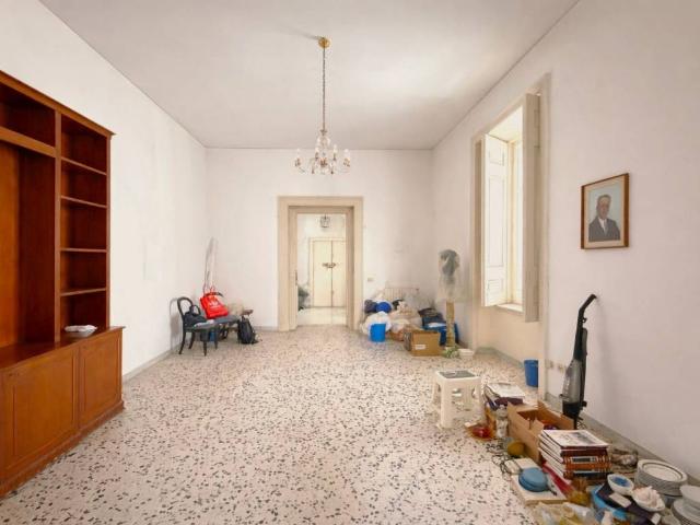Appartamento in vendita a Napoli NA