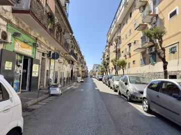 Appartamento in vendita a Napoli NA