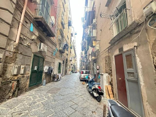 Appartamento in vendita a Napoli NA