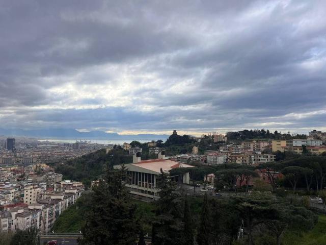 Appartamento in vendita a Napoli NA