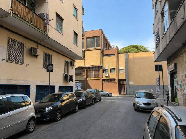 Appartamento in vendita a Napoli NA