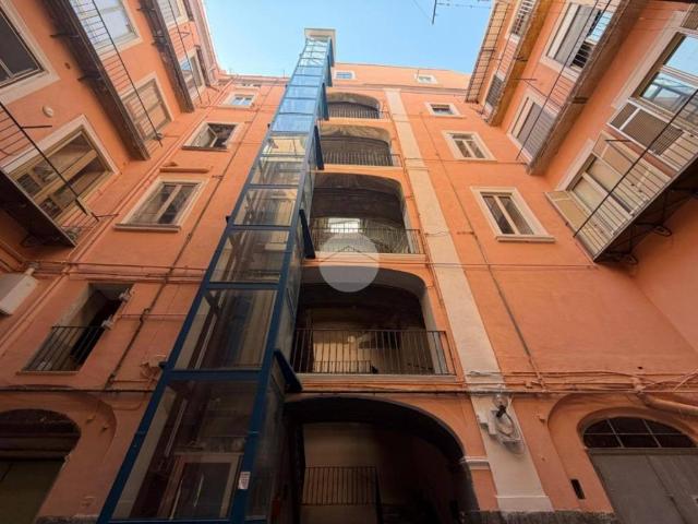 Appartamento in vendita a Napoli NA